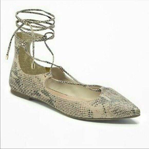 OLD NAVY LACE UP SNAKESKIN FLATS SIZE 10 EUC - Picture 1 of 7